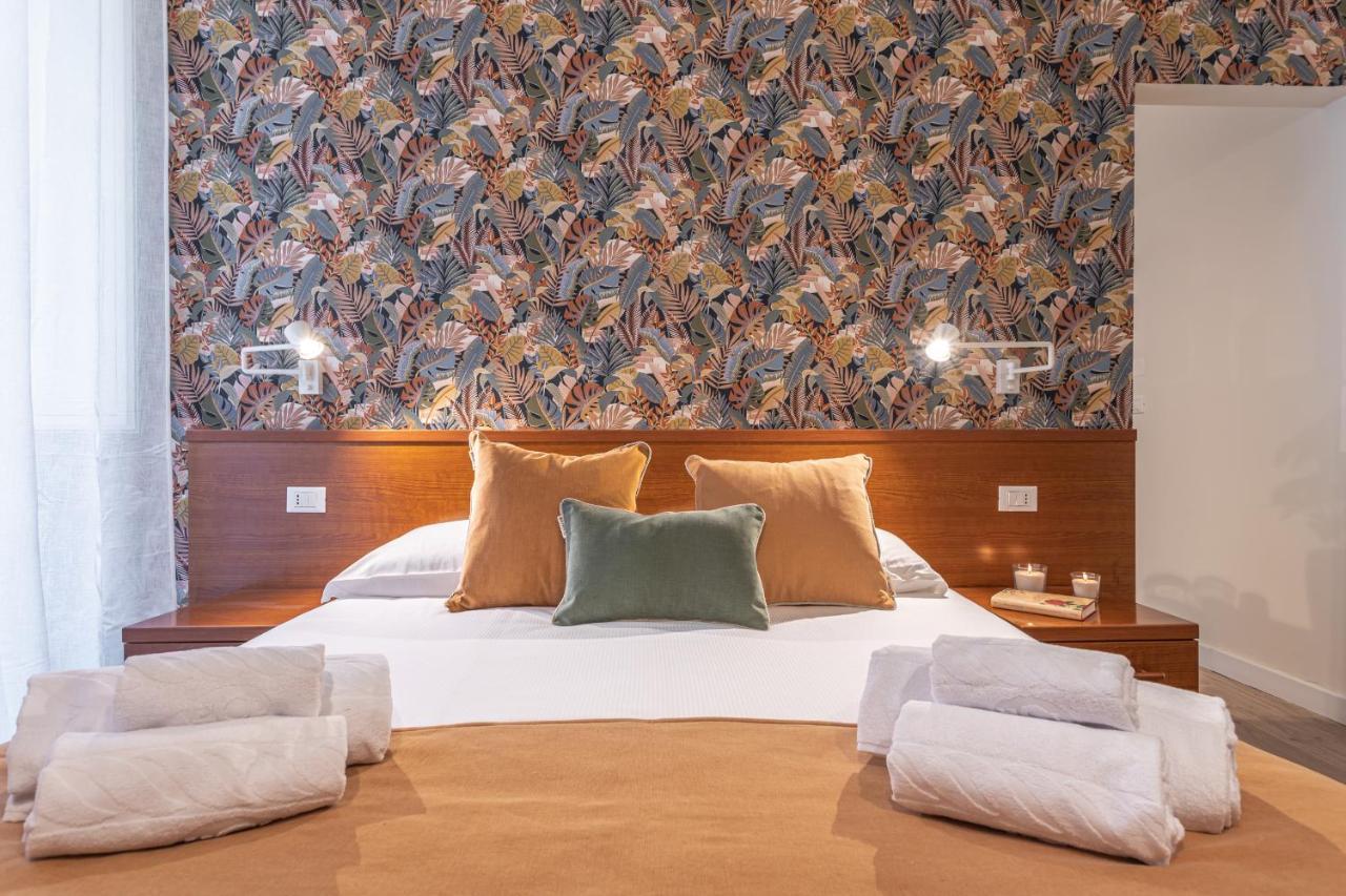 Vittoria Garden Suites Rome Exterior photo