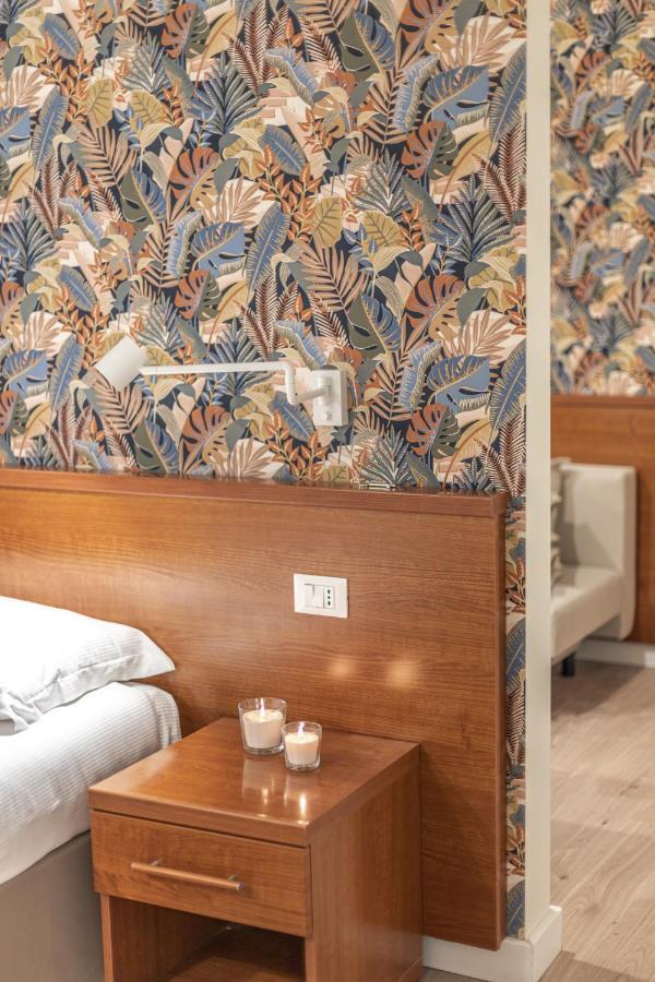 Vittoria Garden Suites Rome Exterior photo